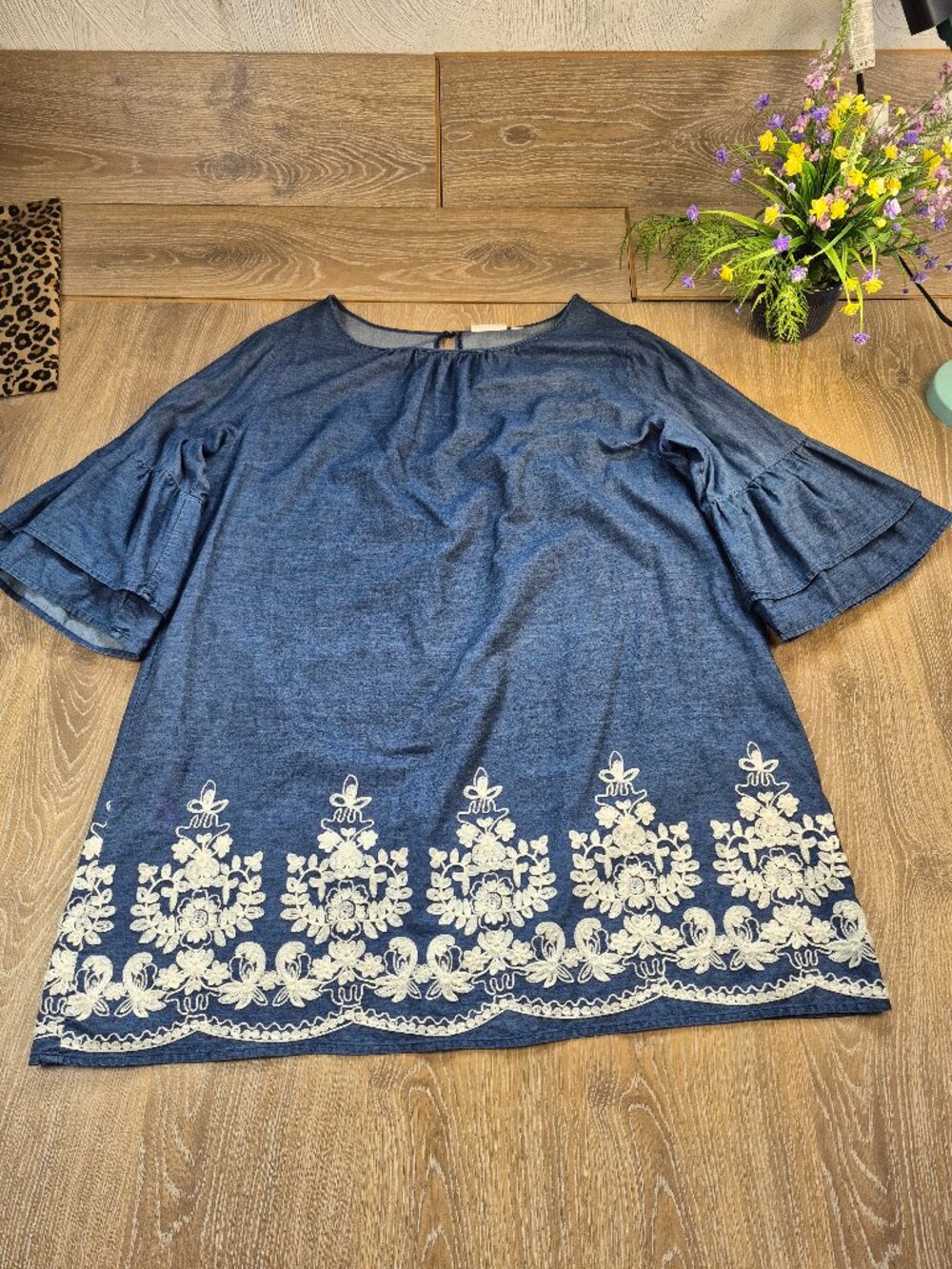Westport Chambray Dress Belle Sleeve Sz 22 Embroidery CottageCore Jean Denim